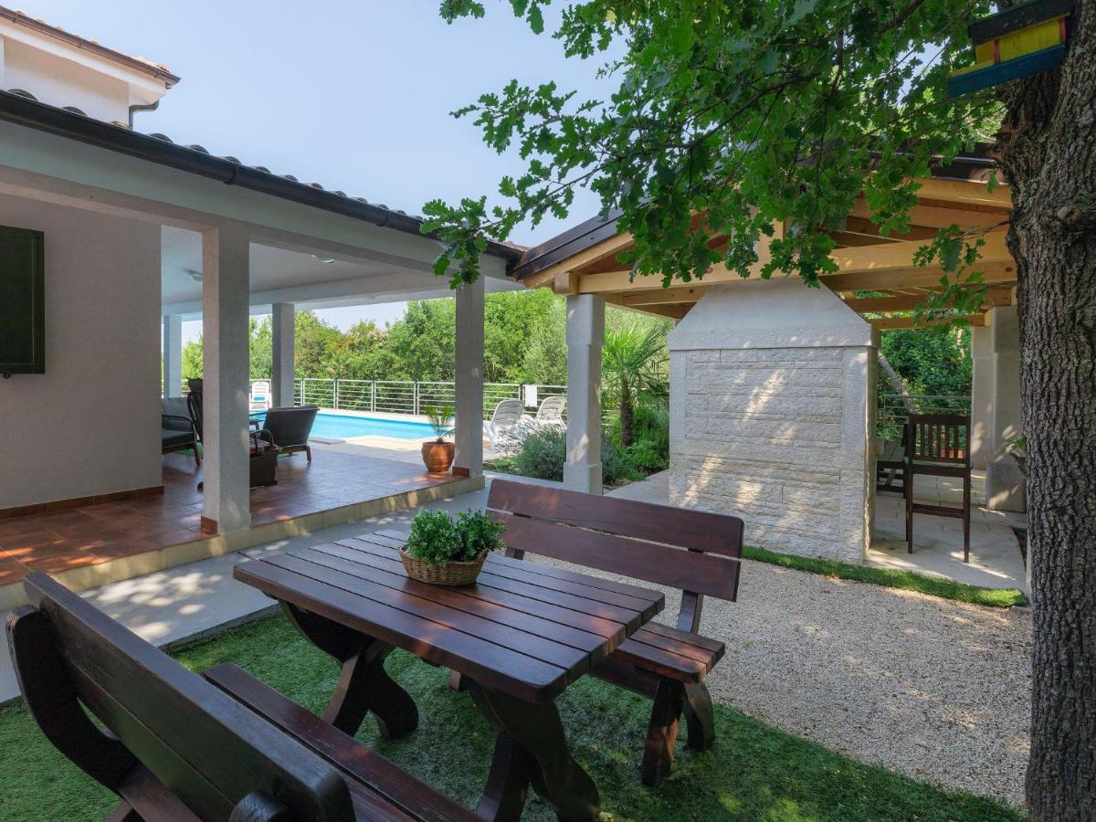 Holiday Home Fratrici By Interhome Murine Eksteriør bilde
